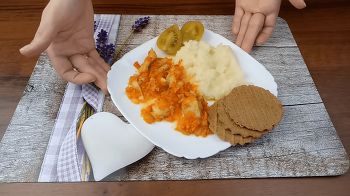 Тушёный хек с овощами фото 9 шага рецепта