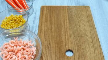 Крабовый салат с креветками фото 2 шага рецепта