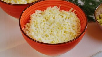 Салат «Снежный король» фото 5 шага рецепта