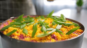 Селедка под шубой с яблоками фото 17 шага рецепта