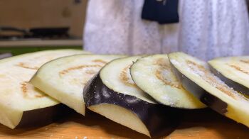 Рулетики из баклажанов фото 1 шага рецепта