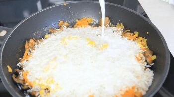 Плов с мидиями фото 8 шага рецепта