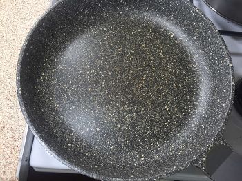 Простые сырники из творога фото 3 шага рецепта