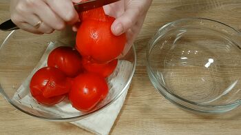 Салат с ореховой заправкой фото 2 шага рецепта