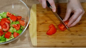 Салат с ореховой заправкой фото 4 шага рецепта