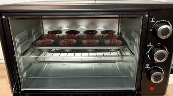 Шоколадные маффины фото 9 шага рецепта