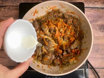 Паштет из куриной печени с грецкими орехами и черносливом фото 4 шага рецепта