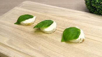 Канапе с прошутто и моцареллой фото 3 шага рецепта